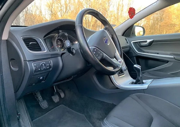 Volvo S60 cena 49000 przebieg: 117000, rok produkcji 2016 z Błaszki małe 106